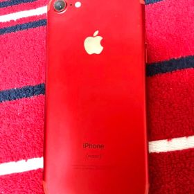 iPhone 7 128GB SIMフリー レッド 本体