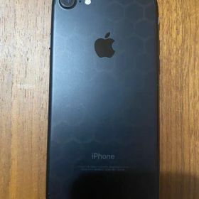 iPhone 7 Black 128 GB SIMフリー
