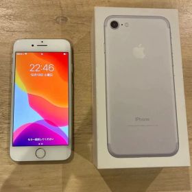 Apple iPhone7 32GB 本体 箱あり