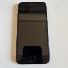 Apple iPhone 7 ブラック 本体