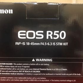 Canon EOS R50・RF-S18-45 IS STMレンズキット