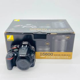 美品 NIKON D5600 ボディ デジタル一眼レフカメラ 【C4860-100】