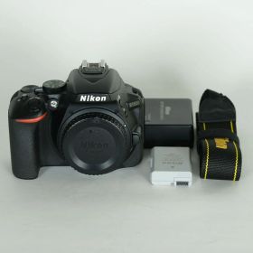 [美品 | シャッター数4,530回] Nikon D5600 [ボディ] | Nikon Fマウント