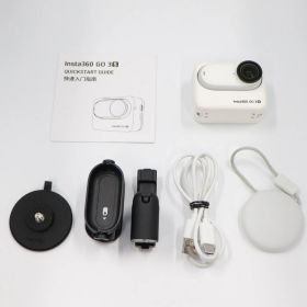 Insta360 GO 3S 64GB アクションカメラ アークティックホワイト【良い(B)】