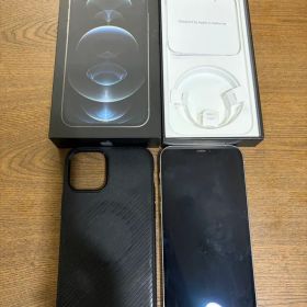 美品 Apple iPhone 12 pro シルバー 128GB