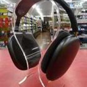 ノイズキャンセリングヘッドホン MGYH3J/A APPLE