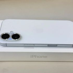 Apple iPhone 16ホワイト 本体1か月使用、バッテリー100%