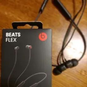 Beats Flex ワイヤレスイヤホン 【ほぼ未使用】