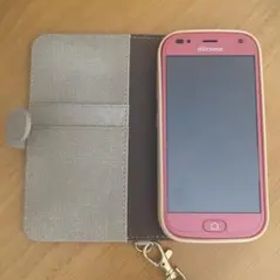 らくらくスマートフォン ドコモ F-42A ピンク