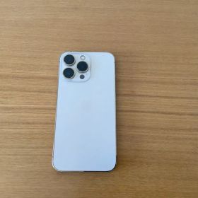 Apple iPhone 13 Pro ゴールド