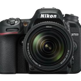 【中古】Nikon デジタル一眼レフカメラ D7500 18-140VR レンズキット D7500LK18-140