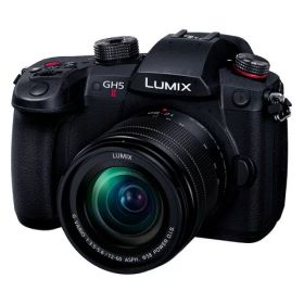 デジタルカメラ パナソニック パナソニック LUMIX Gシリーズ 5G対応端末と連携 無線ライブ配信が可能 交換レンズ付属 フルサイズミラーレス一眼カメラ デジタル一眼カメラ レンズキット DC-GH5M2