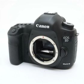 【中古】 《並品》 Canon EOS 5D Mark III ボディ [ デジタルカメラ ]