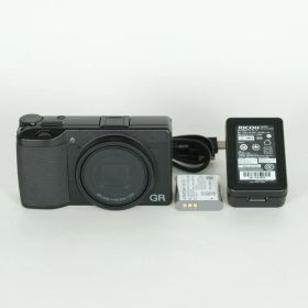 [美品 | シャッター数212回] RICOH GR III | コンパクトデジタルカメラ
