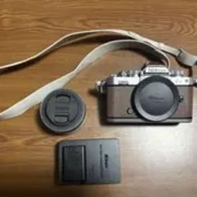 Nikon Zfc シルバーレンズキット ボディ ブラウンに張り替え済
