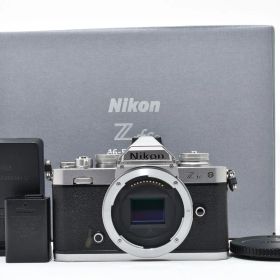 シャッター回数48628回！■美品■ Nikon Z fc ボディ Zfc シルバー