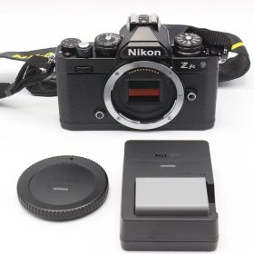 【美品】Nikon Z fc ボディ ブラック ミラーレス一眼カメラ ニコン 本体