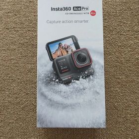 美品、Insta360 Ace Proクィックリースマウントケース保護フィルム