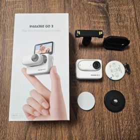 Insta360 GO 3 Vlog カメラ 64GB 小型 ペンダント新品