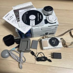 OLYMPUS PEN E-PL7 ミラーレスカメラ レンズ2本