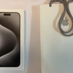 iPhone 15 pro max 256GB 新品未使用 ホワイトチタニウム