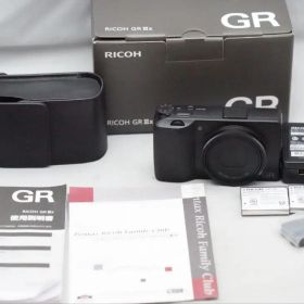 ☆付属品多数☆ リコー GR Ⅲx GRレンズ 26.1㎜ F=1:2.8