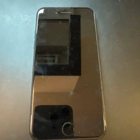 Apple iPhone SE 第二世代 64GB ブラック