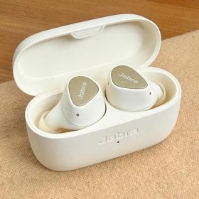 Jabra Elite 4 ワイヤレスイヤホン