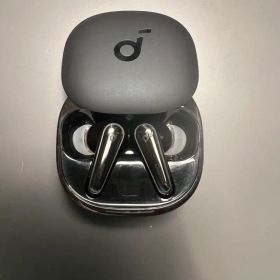 Anker Soundcore Liberty 4 箱付き