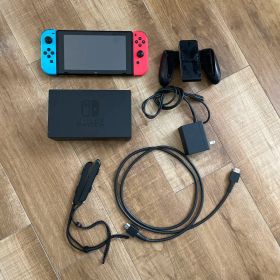 【値下げ】Nintendo Switch 本体 青/赤