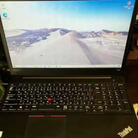 超美品Lenovo ThinkPad E580 Core i3