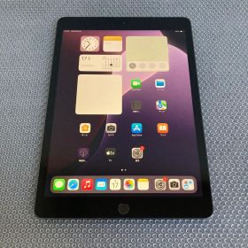 3249【早い者勝ち】iPad7 第7世代 32GB WIFIモデル☆