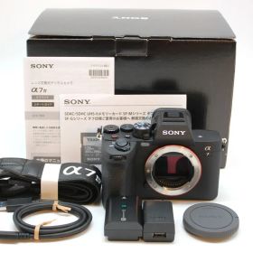 ショット数わずか3378回！■ほぼ新品■ SONY α7IV ボディ ブラック ILCE-7M4 ＊26904