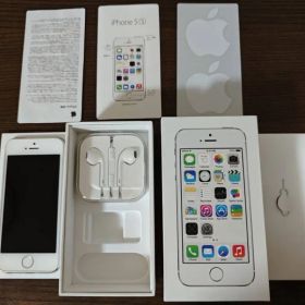 Apple iPhone 5s シルバー 本体