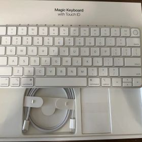 Magic Keyboard with Touch ID 本体