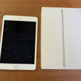 iPad mini 4 64GB Wi-Fi/Cellular シルバー