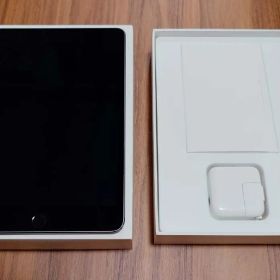 Apple iPad mini 4 Wi-Fi 128GB 整備済品 動作確認済