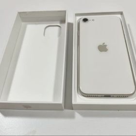iPhone SE 第3世代 スターライト 64GB