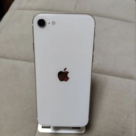 ★美品iOS16.6 Apple iPhone SE3 64GB ホワイト