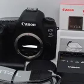 8940ショット！美品 ★ Canon EOS 5D MarkIV ボディー EOS5DMK4