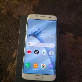 ☆simフリー☆ Galaxy S7 edge SC-02H ホワイト