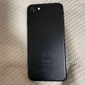 Apple iPhone 7 ブラック 本体