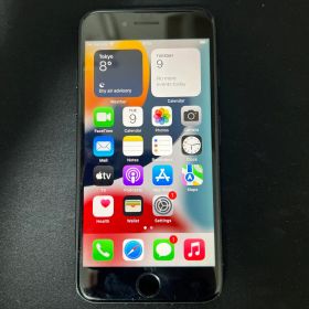 Apple iPhone 7 32GB 本体