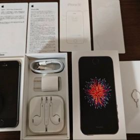 Apple iPhone SE スペースグレー 第1世代 64GB SIM解除済