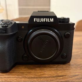 FUJIFILM X-H2