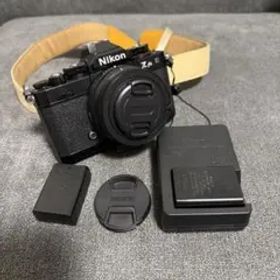 Nikon Zfc ＋NIKKOR DX16-50＋バッテリー×2