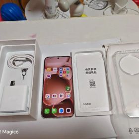 Oppo find x8s plus ホワイト 本体 充電器・ケーブル・ケース付