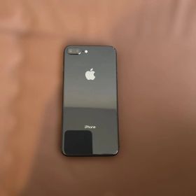 iPhone8 Plus 64GB スペースグレイ バッテリー最大容量81%