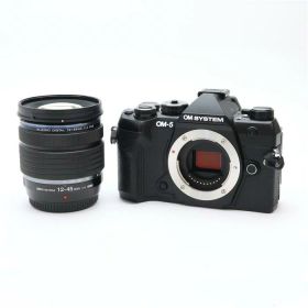 【中古】 《新同品》 OM SYSTEM OM-5 Mark II 12-45mm F4.0 PRO レンズキット ブラック 【安心☆バッテリーは新品です！】 [ デジタルカメラ ]