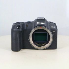 【中古】キヤノン EOS R8 ボディ ランク：AB「カメラのナニワ 梅田買取センター在庫」【デジタル一眼】商品コード：2221091026382